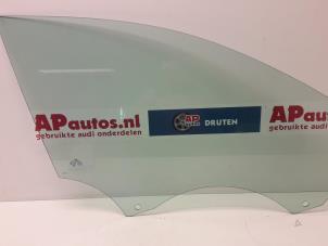 Gebruikte Portierruit 4Deurs rechts-voor Audi A4 (B8) 2.0 TDI 16V Prijs € 34,99 Margeregeling aangeboden door AP Autos