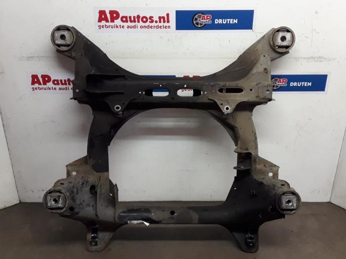 Gebruikte Subframe Audi Q7 (4LB) 3.0 TDI V6 24V Prijs € 99,99 Margeregeling aangeboden door AP Auto's