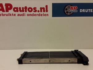 Gebruikte Element Kachelverwarming Audi A6 Avant (C5) 2.5 TDI V6 24V Prijs € 24,99 Margeregeling aangeboden door AP Autos