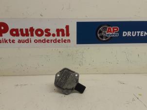Gebruikte Oliepeil sensor Audi A6 Avant (C6) 2.4 V6 24V Prijs € 20,00 Margeregeling aangeboden door AP Autos