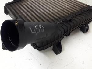 Intercooler van een Audi Q7 (4LB) 3.0 TDI V6 24V 2006