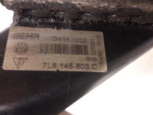 Intercooler van een Audi Q7 (4LB) 3.0 TDI V6 24V 2006