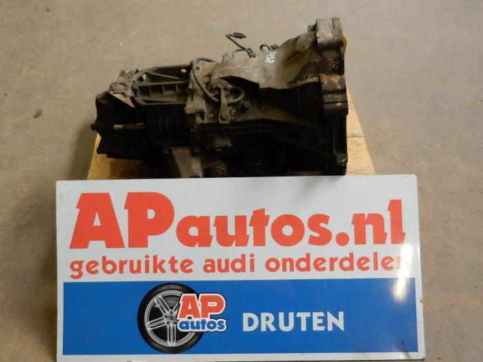 Gebruikte Versnellingsbak Audi 80 (B4) 2.0 E Prijs € 99,99 Margeregeling aangeboden door AP Auto's