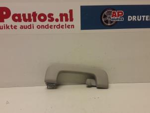 Gebruikte Handgreep Audi A6 (C6) 2.0 TDI 16V Prijs € 10,00 Margeregeling aangeboden door AP Autos