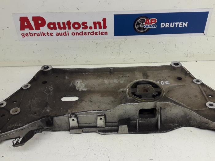 Gebruikte Subframe Audi A3 (8P1) 2.0 TDI 16V Prijs € 29,99 Margeregeling aangeboden door AP Auto's