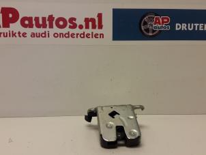 Gebruikte Slotmechaniek Achterklep Audi A3 Sportback (8PA) 1.6 TDI 16V Prijs € 14,99 Margeregeling aangeboden door AP Autos