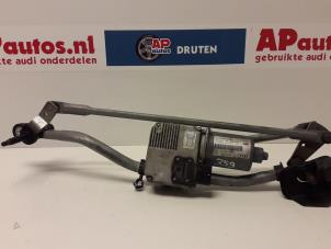 Gebruikte Ruitenwismotor + Mechaniek Audi S5 (8T3) 4.2 V8 40V Prijs € 24,99 Margeregeling aangeboden door AP Autos