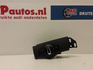 Gebruikte Schakelaar Licht Audi S5 (8T3) 4.2 V8 40V Prijs € 27,50 Margeregeling aangeboden door AP Autos