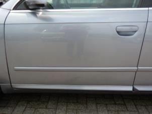 Gebruikte Deur 4Deurs links-voor Audi A4 Avant (B7) 2.0 TDI 16V Prijs € 135,00 Margeregeling aangeboden door AP Autos