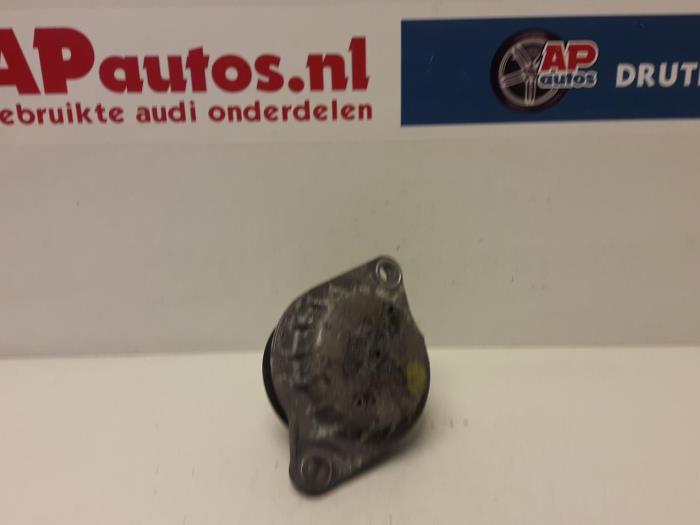 Gebruikte Motorsteun Audi 100 Avant (C4) 2.3E 5E Prijs € 19,99 Margeregeling aangeboden door AP Auto's
