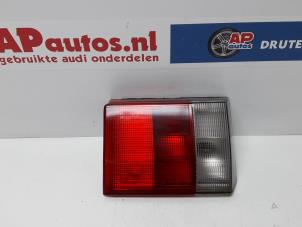 Gebruikte Achterlicht links Audi 80 Avant (B4) 2.6 E V6 Prijs € 20,00 Margeregeling aangeboden door AP Autos
