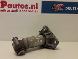 Gebruikte Bumpersteun links-voor Audi A4 Cabrio (B7) 3.0 V6 30V Prijs € 19,99 Margeregeling aangeboden door AP Autos