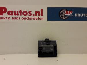 Gebruikte Deur module Audi A4 Avant (B8) 1.8 TFSI 16V Prijs € 24,99 Margeregeling aangeboden door AP Autos