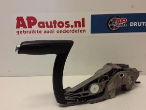 Gebruikte Handrem Mechaniek Audi A3 Sportback (8PA) 2.0 TFSI 16V Prijs € 35,00 Margeregeling aangeboden door AP Autos