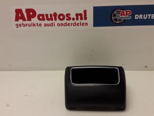 Gebruikte Middenconsoles Audi A4 Avant (B8) 1.8 TFSI 16V Prijs € 19,99 Margeregeling aangeboden door AP Autos