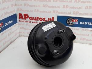 Gebruikte Vacuumpomp Rembekrachtiging Audi A5 Quattro (B8C/S) 3.0 TDI V6 24V Prijs € 34,99 Margeregeling aangeboden door AP Autos