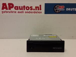 Gebruikte Navigatie Systeem Audi A4 (B7) 2.0 TFSI 20V Prijs € 65,00 Margeregeling aangeboden door AP Autos