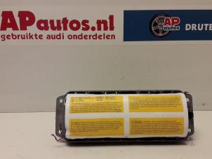 Gebruikte Airbag rechts (Dashboard) Audi A3 Sportback (8PA) 2.0 TDI 16V Prijs € 49,99 Margeregeling aangeboden door AP Autos