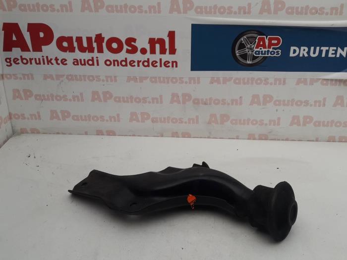 Gebruikte Motorrubber Audi Cabrio (B4) 2.0 E Prijs € 19,99 Margeregeling aangeboden door AP Auto's