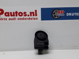 Gebruikte Alarm sirene Audi A6 Avant Quattro (C6) 3.0 TDI V6 24V Prijs € 19,99 Margeregeling aangeboden door AP Autos