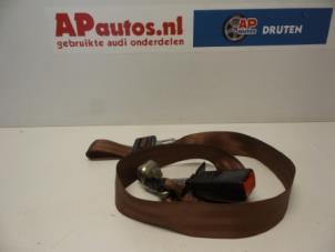 Gebruikte Veiligheidsgordel midden-achter Audi A4 Prijs € 24,99 Margeregeling aangeboden door AP Autos