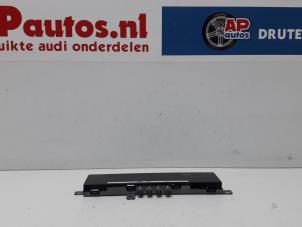 Gebruikte Antenne Versterker Audi A6 Avant Quattro (C6) 3.0 TDI V6 24V Prijs € 9,99 Margeregeling aangeboden door AP Autos