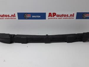 Gebruikte Bumpervulling voor Audi A1 (8X1/8XK) 1.6 TDI 16V Prijs € 15,00 Margeregeling aangeboden door AP Autos