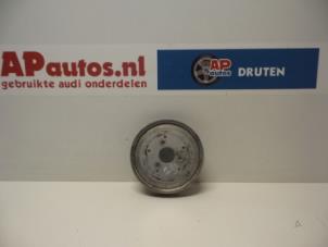 Gebruikte Stuurbekrachtiging Pomp Poelie Audi A8 (D2) 2.5 TDI V6 24V Prijs € 15,00 Margeregeling aangeboden door AP Autos