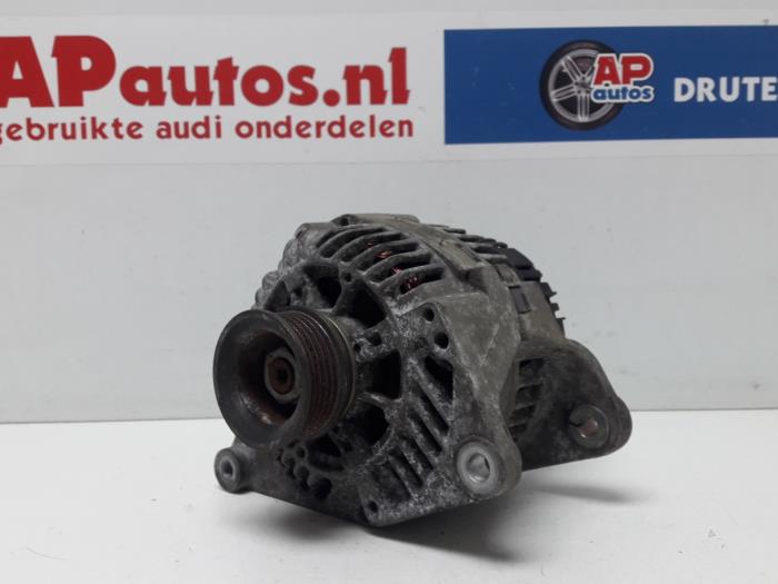 Gebruikte Dynamo Audi A6 (C4) 1.8 20V Prijs € 29,99 Margeregeling aangeboden door AP Auto's