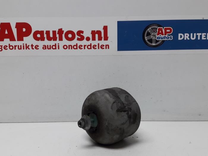 Gebruikte Motorrubber Audi A4 Prijs € 19,99 Margeregeling aangeboden door AP Auto's