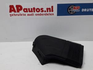 Gebruikte Luchtinlaat slang Audi A4 Avant (B7) 2.0 TDI 16V Prijs € 20,00 Margeregeling aangeboden door AP Autos