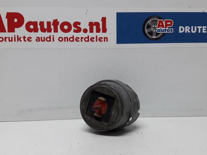 Gebruikte Motorsteun Audi A4 (B6) 1.6 Prijs € 19,99 Margeregeling aangeboden door AP Auto's
