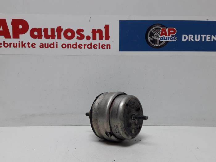 Gebruikte Motorsteun Audi A4 (B6) 1.6 Prijs € 19,99 Margeregeling aangeboden door AP Auto's