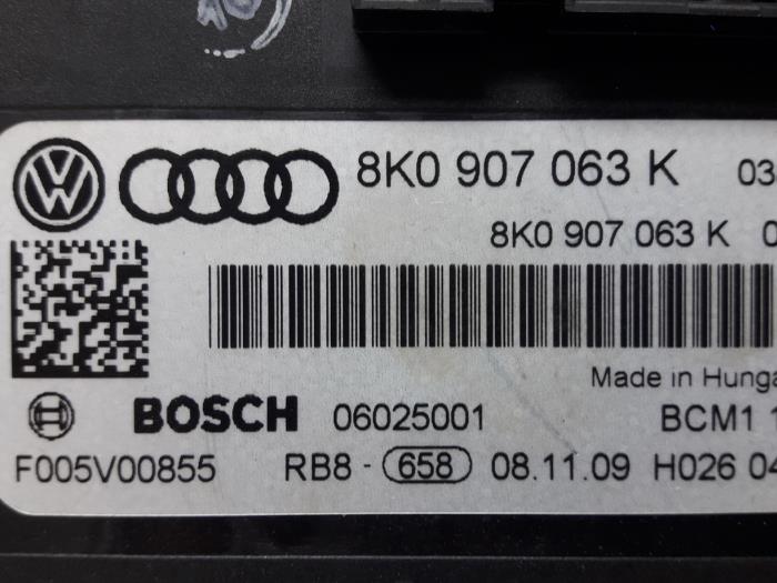 BCM van een Audi Q5 (8RB) 2.0 TDI 16V Quattro 2010