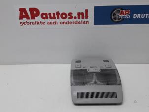 Gebruikte Binnenverlichting voor Audi A4 Avant (B7) 2.0 TDI 16V Prijs € 19,99 Margeregeling aangeboden door AP Autos