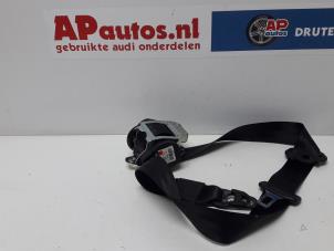 Gebruikte Veiligheidsgordel links-achter Audi A4 Avant (B7) 2.0 TDI 16V Prijs € 25,00 Margeregeling aangeboden door AP Autos