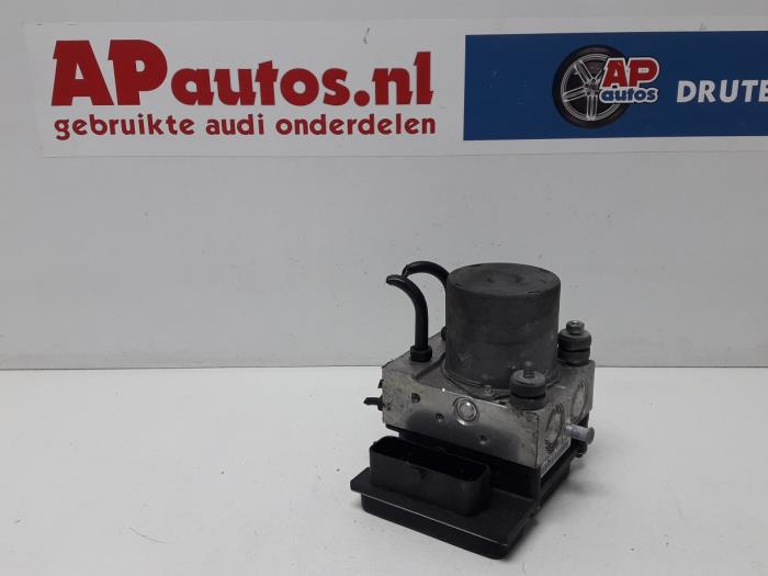 Gebruikte ABS Pomp Audi A4 Avant (B7) 2.0 TDI 16V Prijs € 19,99 Margeregeling aangeboden door AP Auto's