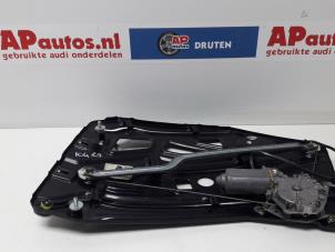 Gebruikte Ruitmechaniek 2Deurs rechts-achter Audi Cabrio (B4) 2.0 E Prijs € 45,00 Margeregeling aangeboden door AP Autos