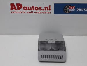 Gebruikte Binnenverlichting voor Audi A3 Sportback (8PA) 1.6 Prijs € 35,00 Margeregeling aangeboden door AP Autos