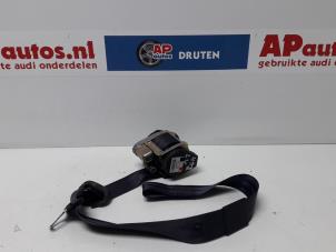 Gebruikte Veiligheidsgordel links-voor Audi A3 (8L1) 1.9 TDI 100 Prijs € 35,00 Margeregeling aangeboden door AP Autos