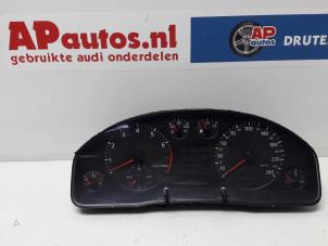 Gebruikte Tellerklok Audi A6 Avant Quattro (C5) 2.8 V6 30V Prijs € 24,99 Margeregeling aangeboden door AP Autos