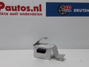 Gebruikte Radio versterker Audi A2 (8Z0) 1.4 16V Prijs € 45,00 Margeregeling aangeboden door AP Autos
