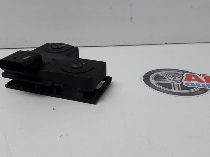 Gebruikte Computer Diversen Audi A3 Limousine (8VS/8VM) 1.8 TFSI 16V Prijs € 45,00 Margeregeling aangeboden door AP Auto's
