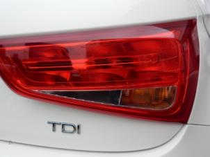Gebruikte Achterlicht rechts Audi A1 Sportback (8XA/8XF) 1.6 TDI 16V Prijs € 50,00 Margeregeling aangeboden door AP Autos