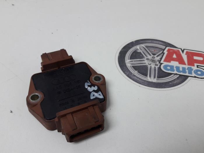 Gebruikte Module ontsteking Audi 80 Avant (B4) 2.6 V6 Prijs € 24,99 Margeregeling aangeboden door AP Auto's