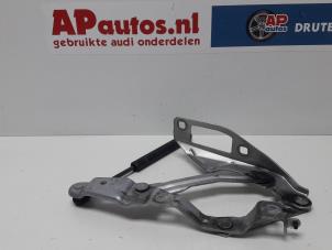 Gebruikte Motorkap Scharnier Audi TT (8N3) 1.8 T 20V Quattro Prijs € 20,00 Margeregeling aangeboden door AP Autos