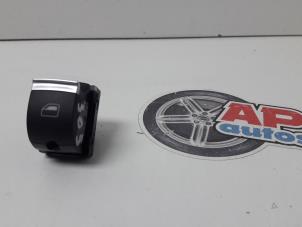 Gebruikte Ruit schakelaar elektrisch Audi A3 Sportback (8PA) 2.0 TDI 16V Prijs € 35,00 Margeregeling aangeboden door AP Autos