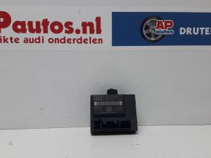 Gebruikte Module Centrale Deurvergrendeling Audi A6 (C6) 2.4 V6 24V Prijs € 24,99 Margeregeling aangeboden door AP Autos