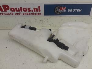 Gebruikte Ruitensproeiertank voor Audi A5 Prijs € 19,99 Margeregeling aangeboden door AP Autos