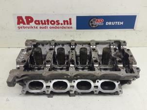 Gebruikte Cilinderkop Audi A8 (D3) 3.7 V8 40V Quattro Prijs € 299,99 Margeregeling aangeboden door AP Auto's